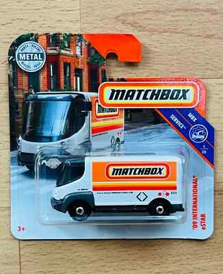 Matchbox 2009 International eStar - 1:64 mit Originalverpackung (MB6) - Bild 1 von 2