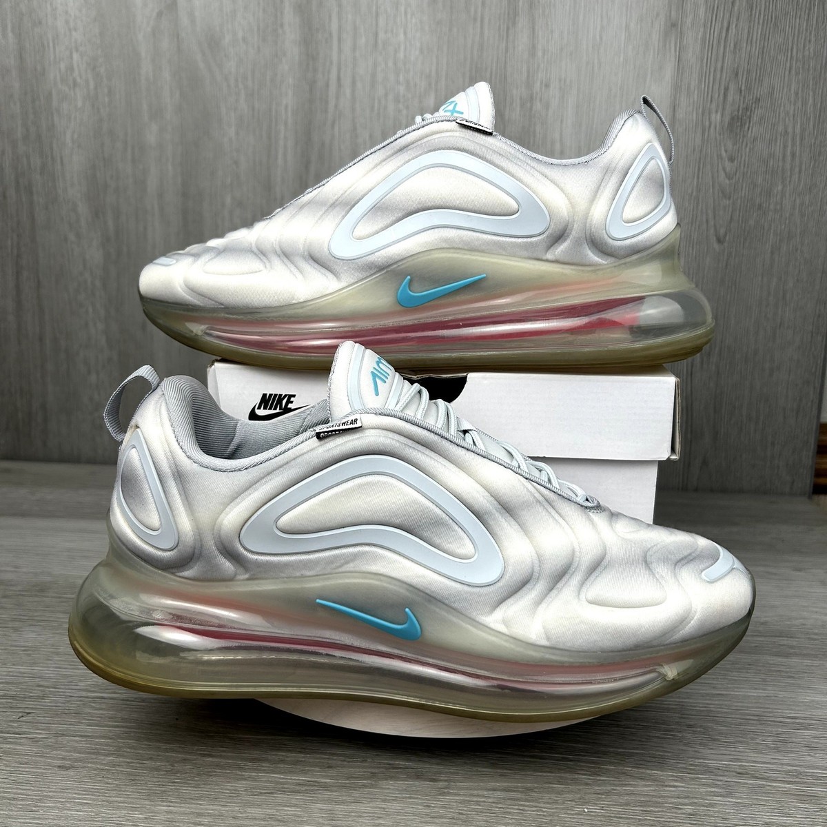 pride nike air max 720