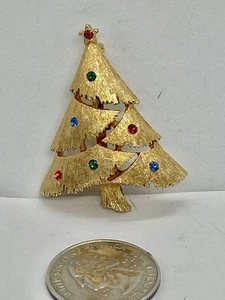 Broche Vintage MCM Multicolor Estrás Árbol de Navidad Acabado Satinado Tono Dorado - Imagen 1 de 5