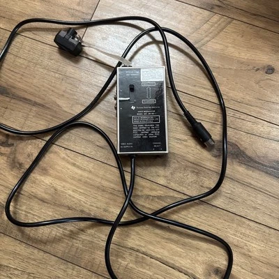 Tv Receiver Vhf Thermal Texas Instruments Video Modulator Model UM 1381–1 - Image 1 of 4