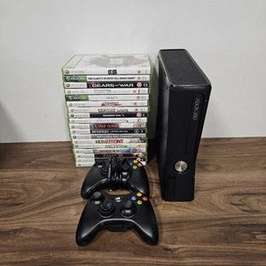 Xbox 360 Silm Console Bundle 18 Games 2 Controller's Fully Working - Picture 1 of 13