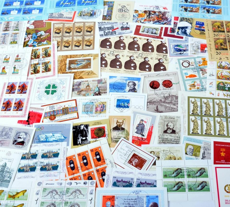 50 DDR Blocks und Kleinbogen gestempelt - Bild 1 von 1