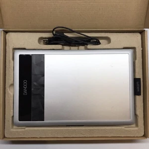 Wacom Bamboo CTH-470 Drawing Tablet With USB Cable No Pen - Zdjęcie 1 z 9