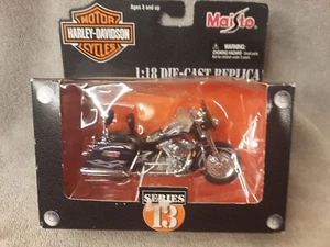 Maisto 1:18 Harley Davidson Series 13 FLTRSEI Screaming Eagle Road Glide Flames - Picture 1 of 9