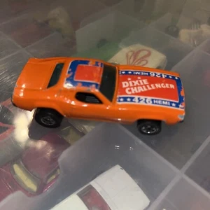 Hot Wheels DIXIE CHALLENGER 426 Hemi Orange Dukes of Hazzard - 1970 - Picture 1 of 6