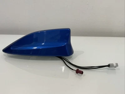 Antena Subaru WRX STI 2017-2020 montada en techo aleta de tiburón azul OEM #H26 Foto 1 de 4