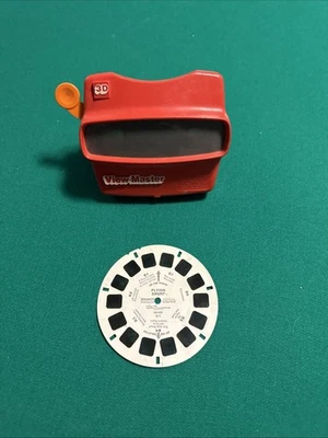 View Master Vintage With Flying Smurf Disc - Image 1 of 4