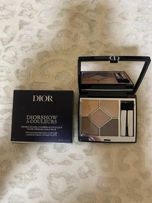 Poncho de armario sombra de ojos alto color Dior Diorshow 5Coleurs-559 tamaño completo nuevo  Foto 1 de 4