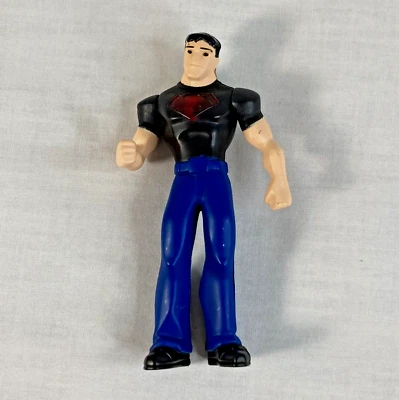 Superboy 5" Inch Action Figure McDonald's DC Comics 2011 Superman - Image 1 of 4