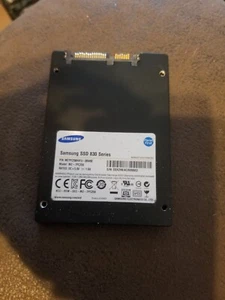 Samsung 256GB SSD 830 Series 2.5" SATA Solid State Drive MZ7PC256HBFU-0BW00 Used - Afbeelding 1 van 2