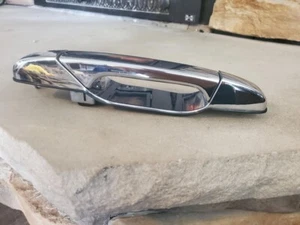 Cadillac Escalade + Denali RIGHT Outside Door Handle PN# 25960526/25960522 - Bild 1 von 6