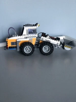 LEGO Batman Movie Two-Face Double Demolition (70915) Bulldozer Only INCOMPLETE - Image 1 of 4
