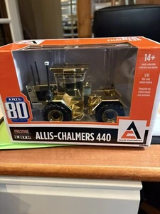 Ertl Allis-chalmers 440 80th Anniversary Gold 1/32 Tractor 1/80 - Picture 1 of 6