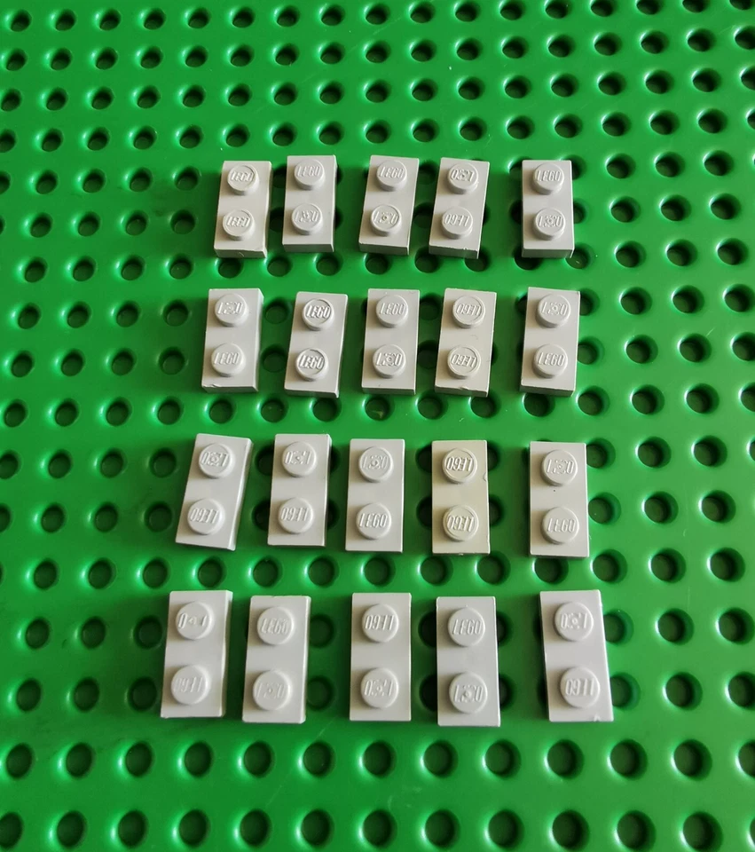 LEGO Platte Bauplatte Basisplatte 1x2 alt hellgrau 20 stk basic plate 3023 R1 - Bild 1 von 1