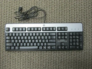  HP Hewlett-Packard KU-0316 SK-2885 Black/Silver Keyboard with USB Interface - Picture 1 of 3