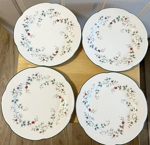 4er Set Pfaltzgraff Winterberry Weihnachten Feiertage Stechpalme Essteller 10" LESEN - Bild 1 von 8