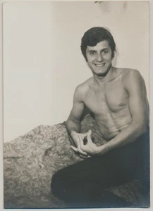 Vintage Foto liebevoll HÜBSCH hemdlos posiert Beefcake Ausbuchtung Männer schwul 1960er - Bild 1 von 2