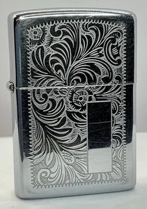 ZIPPO FULL-SIZE 1982 - WESTERN ENGRAVED DESIGN - USED - VERY NICE (I1414)  - Picture 1 of 7