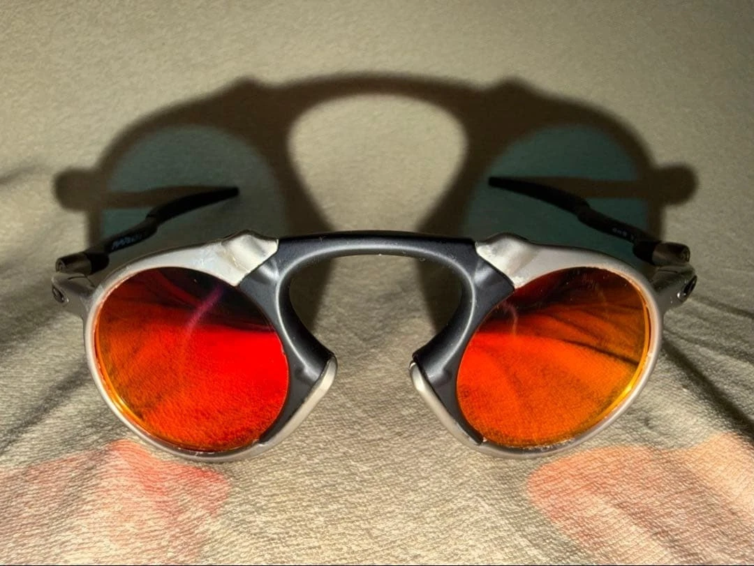 OAKLEY MADMAN スポーツサングラス ブラック NEW Oakley Madman Scuderia Ferrari Dark Carbon Black Iridium