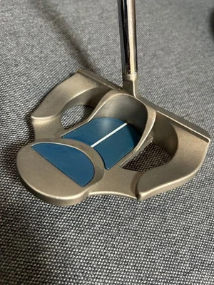 PING Craz-E G2i 33.5" Center Shaft Putter with Head Cover - Image 1 of 4