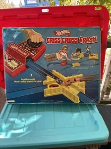 VTG 1978 Mattel Hot Wheels Criss Cross Crash Track Set No Cars - Picture 1 of 6