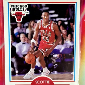 Scottie Pippen Basketball Card  1990-91 Fleer #30  Chicago Bulls - Picture 1 of 7