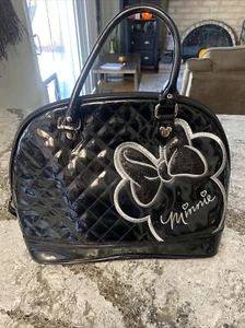 Disney LOUNGEFLY Handtasche MINNIE MOUSE Silhouette schwarz Lack Bowler GESTEPPT Handtasche - Bild 1 von 12