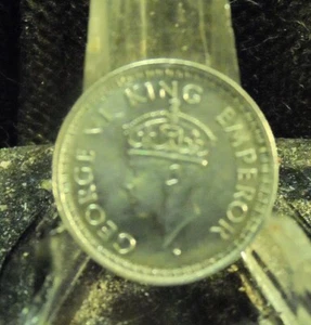 CIRCULATED 1945 1/4 RUPEE INDIA COIN (41619)1 - Picture 1 of 3