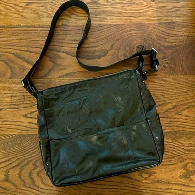 Bolso Bandolera de Hombro JOSEPH HOMME Cuero en Negro ¡Solo Prueba Como Nuevo! Foto 1 de 4