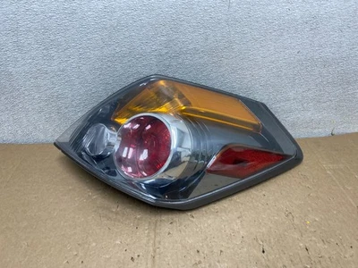Luz trasera lateral derecha Nissan Altima 2007 a 2012 pasajero OEM U9964 DW Foto 1 de 4