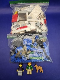 LEGO City: Van & Caravan (60117) COMPLETE w Figs No Manual Box Missing Stickers