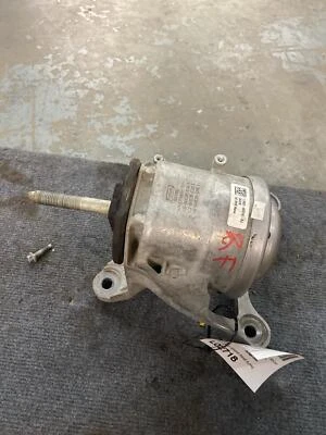 2021-2023 LINCOLN AVIATOR FRONT RIGHT ENGINE FRAME SUPPORT MOUNT BRACKET OEM - Image 1 of 4