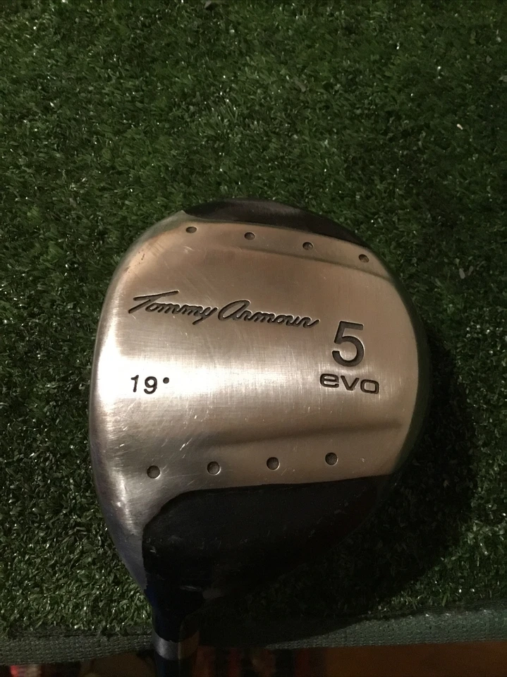 Tommy Armour Left Handed EVO 19* 5 Wood Regular Graphite Shaft  - Image 1 of 4