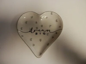 Dream Big Gray & White Heart Shaped Glazed  Ceramic Trinket Tray - Picture 1 of 2