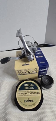 Daiwa Regal-X 2500C Spinning Reel 3 Ball Bearings, ABS, Twist Buster - Complete  - Image 1 of 4