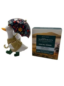 Bath & Body Works Silly Goose Wallflower Plug-In + 2pk Fresh Fall Morning bulbs - Picture 1 of 2