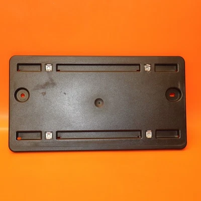 SOPORTE MATRÍCULA TRASERO AUDI A3 S3 2015 2016 2017 2018 2019 2020 8V5827113B Foto 1 de 4