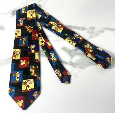 Corbata vintage Disney Pooh Tigger para hombre negra a cuadros Foto 1 de 4