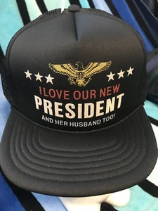 Nuevo de Colección LOVE PRESIDENT & HER MARID TOO grosero novedad camionero malla gorra snapback - Imagen 1 de 6