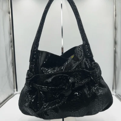 Bolso de estudio súper suave con estampado de piel de serpiente Perlina Foto 1 de 4