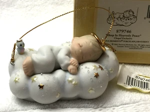Precious Moments 2001 SLEEP IN HEAVENLY PEACE CHAPEL EXCLUSIVE 879846 Ornament - Picture 1 of 2