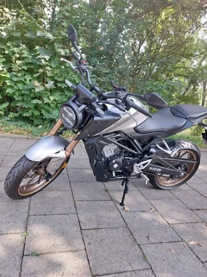 Motorrad Honda CBR 125   Baujahr 2023 - Bild 1 von 4