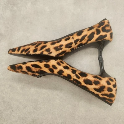 Zapatos de salón Tory Burch 8 marrón estampado de leopardo pelo de becerro doble T tacón de gatito nuevos $360 Foto 1 de 4