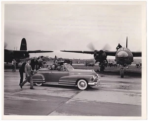 Foto Präsident Roosevelt & Car, Glenn L. Martin Werk, 1943 - Bild 1 von 6