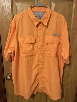 Realtree Men’s Button Up Vented Short Sleeve Fishing Shirt Orange Coral Size XL - Image 1 of 4