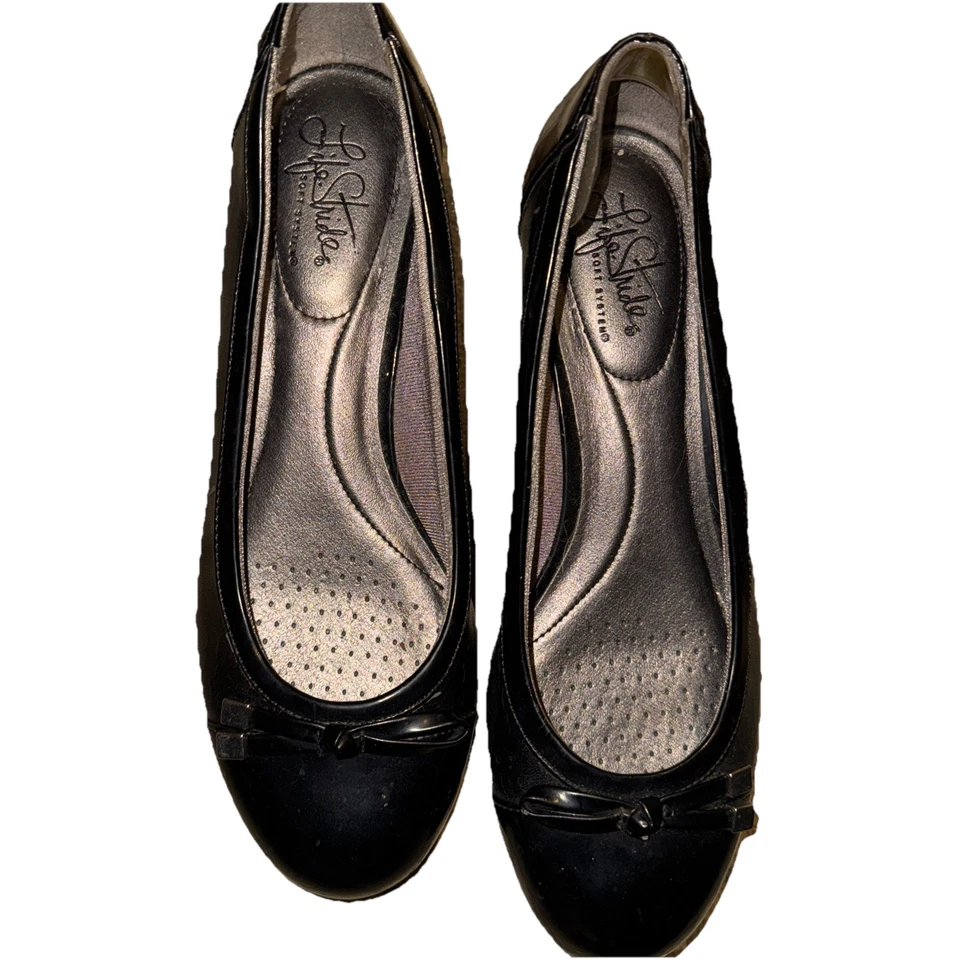 Zapatos Life Stride Soft System negros talla 9,5 con tacón de una pulgada Foto 1 de 4