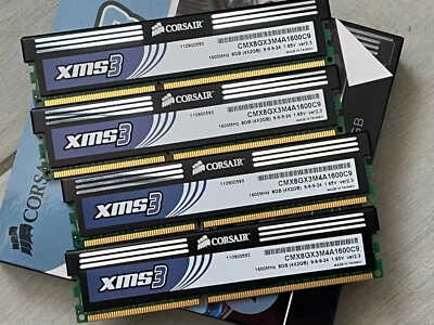 Kits de mémoire XMS3 Corsair 8 Go (4 x 2 Go) DDR3 1600MHz C9 CMX8GX3M4A1600C9 - Photo 1/3