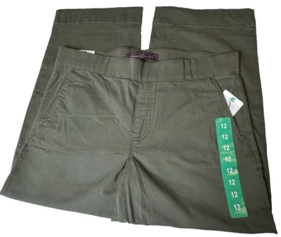 Gloria Vanderbilt Size 12 Green Wide Leg Pull On Crop Pants - Image 1 of 4