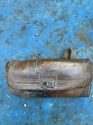 Vélo Ancien 1900 Trousse D’outils AIGLON cuir - Photo 1/4