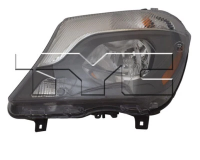 Farol de halogênio lateral esquerdo TYC para Mercedes-Benz Sprinter 2500 3500 2014-2016 - Imagem 1 de 3